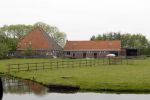 Volendam 21 mei 2010
De boederij waarvan in volendam wordt gezegd dat Jan Smit die gaat kopen. Zijn huis waar hij nu woont gaat hij dan verkopen.
Peter Smulders bv