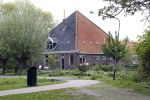 Volendam 21 mei 2010
De boederij waarvan in volendam wordt gezegd dat Jan Smit die gaat kopen. Zijn huis waar hij nu woont gaat hij dan verkopen.
Peter Smulders bv