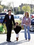 Abcoude 22 april 2010
Opening nieuwe pand Marco Borsato in Abcoude. Jorgos ex Leontien met vrouw Nicole en dochter
Peter Smulders bv