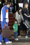 Noordwijk en Schiphol 19 mei 2010
Vertrek Nederlands elftal met vrouwen en kinderen naar Oostenrijk voor trainingskamp ivm WK voetbal. Joris Matthijsen met vriendin Christel en zoontje Jens
Peter Smulders bv