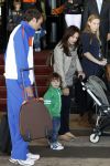 Noordwijk en Schiphol 19 mei 2010
Vertrek Nederlands elftal met vrouwen en kinderen naar Oostenrijk voor trainingskamp ivm WK voetbal. Joris Matthijsen met vriendin Christel en zoontje Jens
Peter Smulders bv