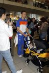 Noordwijk en Schiphol 19 mei 2010
Vertrek Nederlands elftal met vrouwen en kinderen naar Oostenrijk voor trainingskamp ivm WK voetbal. Khalid Boulahrouz met zijn vrouw Sabia
Peter Smulders bv