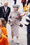 Wemeldinge/Middelburg  30 april 2010
Koningin Beatrix Prins Willem Alexander Prinses Maxima Prins Friso Prinses mabel Wisse Smit Prins Constantijn Prinses laurentien Pieter v Vollenhoven Prinses Margriet Prins Bernhard jr en Prinses Annette Prins Pieter Christiaan Prinses Anita Prins Floris en Prinses Aimee vieren koninginnedag.
Peter Smulders bv