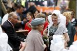 Wemeldinge/Middelburg  30 april 2010
Koningin Beatrix Prins Willem Alexander Prinses Maxima Prins Friso Prinses mabel Wisse Smit Prins Constantijn Prinses laurentien Pieter v Vollenhoven Prinses Margriet Prins Bernhard jr en Prinses Annette Prins Pieter Christiaan Prinses Anita Prins Floris en Prinses Aimee vieren koninginnedag.
Peter Smulders bv