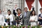 Wemeldinge/Middelburg  30 april 2010
Koningin Beatrix Prins Willem Alexander Prinses Maxima Prins Friso Prinses mabel Wisse Smit Prins Constantijn Prinses laurentien Pieter v Vollenhoven Prinses Margriet Prins Bernhard jr en Prinses Annette Prins Pieter Christiaan Prinses Anita Prins Floris en Prinses Aimee vieren koninginnedag.
Peter Smulders bv