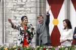 Wemeldinge/Middelburg  30 april 2010
Koningin Beatrix Prins Willem Alexander Prinses Maxima Prins Friso Prinses mabel Wisse Smit Prins Constantijn Prinses laurentien Pieter v Vollenhoven Prinses Margriet Prins Bernhard jr en Prinses Annette Prins Pieter Christiaan Prinses Anita Prins Floris en Prinses Aimee vieren koninginnedag.
Peter Smulders bv