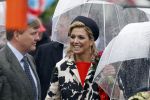 Wemeldinge/Middelburg  30 april 2010
Koningin Beatrix Prins Willem Alexander Prinses Maxima Prins Friso Prinses mabel Wisse Smit Prins Constantijn Prinses laurentien Pieter v Vollenhoven Prinses Margriet Prins Bernhard jr en Prinses Annette Prins Pieter Christiaan Prinses Anita Prins Floris en Prinses Aimee vieren koninginnedag.
Peter Smulders bv