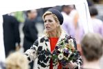 Wemeldinge/Middelburg  30 april 2010
Koningin Beatrix Prins Willem Alexander Prinses Maxima Prins Friso Prinses mabel Wisse Smit Prins Constantijn Prinses laurentien Pieter v Vollenhoven Prinses Margriet Prins Bernhard jr en Prinses Annette Prins Pieter Christiaan Prinses Anita Prins Floris en Prinses Aimee vieren koninginnedag.
Peter Smulders bv