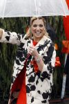 Wemeldinge/Middelburg  30 april 2010
Koningin Beatrix Prins Willem Alexander Prinses Maxima Prins Friso Prinses mabel Wisse Smit Prins Constantijn Prinses laurentien Pieter v Vollenhoven Prinses Margriet Prins Bernhard jr en Prinses Annette Prins Pieter Christiaan Prinses Anita Prins Floris en Prinses Aimee vieren koninginnedag.
Peter Smulders bv
