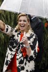 Wemeldinge/Middelburg  30 april 2010
Koningin Beatrix Prins Willem Alexander Prinses Maxima Prins Friso Prinses mabel Wisse Smit Prins Constantijn Prinses laurentien Pieter v Vollenhoven Prinses Margriet Prins Bernhard jr en Prinses Annette Prins Pieter Christiaan Prinses Anita Prins Floris en Prinses Aimee vieren koninginnedag.
Peter Smulders bv