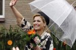 Wemeldinge/Middelburg  30 april 2010
Koningin Beatrix Prins Willem Alexander Prinses Maxima Prins Friso Prinses mabel Wisse Smit Prins Constantijn Prinses laurentien Pieter v Vollenhoven Prinses Margriet Prins Bernhard jr en Prinses Annette Prins Pieter Christiaan Prinses Anita Prins Floris en Prinses Aimee vieren koninginnedag.
Peter Smulders bv