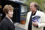 Laren 19 april 2010
Presentatie boek en de 85 e verjaardag van Johnny Kraaijkamp sr in het Rosa Spier huis. Ivo Niehe met Mies Bouwman
Peter Smulders bv