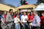 Laren 23 april 2010
Bereiken van het hoogste punt van het huis van Patrick Kluivert en Rossana Kluivert Lima in Laren. Shane en Nino waren ook aanwezig.
Peter Smulders bv