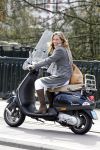 Amsterdam 16 april 2010
Pauline de Wilde op vespa scooter.
Peter Smulders bv