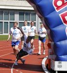 Amsterdam 18 april 2010
Prins Willem Alexander neemt deel aan Run for water vanuit het Olympisch stadion. PWA moet Antonie Kamerling ontwijken
Peter Smulders bv