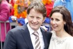 Wemeldinge/Middelburg  30 april 2010
Koningin Beatrix Prins Willem Alexander Prinses Maxima Prins Friso Prinses mabel Wisse Smit Prins Constantijn Prinses laurentien Pieter v Vollenhoven Prinses Margriet Prins Bernhard jr en Prinses Annette Prins Pieter Christiaan Prinses Anita Prins Floris en Prinses Aimee vieren koninginnedag.
Peter Smulders bv