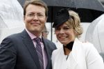 Wemeldinge/Middelburg  30 april 2010
Koningin Beatrix Prins Willem Alexander Prinses Maxima Prins Friso Prinses mabel Wisse Smit Prins Constantijn Prinses laurentien Pieter v Vollenhoven Prinses Margriet Prins Bernhard jr en Prinses Annette Prins Pieter Christiaan Prinses Anita Prins Floris en Prinses Aimee vieren koninginnedag.
Peter Smulders bv