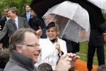 Wemeldinge/Middelburg  30 april 2010
Koningin Beatrix Prins Willem Alexander Prinses Maxima Prins Friso Prinses mabel Wisse Smit Prins Constantijn Prinses laurentien Pieter v Vollenhoven Prinses Margriet Prins Bernhard jr en Prinses Annette Prins Pieter Christiaan Prinses Anita Prins Floris en Prinses Aimee vieren koninginnedag.
Peter Smulders bv