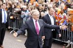 Wemeldinge/Middelburg  30 april 2010
Koningin Beatrix Prins Willem Alexander Prinses Maxima Prins Friso Prinses mabel Wisse Smit Prins Constantijn Prinses laurentien Pieter v Vollenhoven Prinses Margriet Prins Bernhard jr en Prinses Annette Prins Pieter Christiaan Prinses Anita Prins Floris en Prinses Aimee vieren koninginnedag.
Peter Smulders bv
