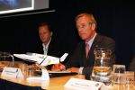 Amsterdam 12 april 2011
Presentatie Space Expedition Curacao door Michiel Mol Ben Droste Harry v Hulten en de astronaut ick Searfoss. Vanaf 2014 kunne mensen vanaf Curacao de ruimte in.
Peter Smulders bv