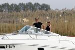 Nigtevecht 22 april 2011
Milika Peterzon en Jurgen Smit en hun hond op de boot op de Vecht.
Peter Smulders bv