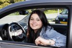 Vinkeveen 19 april 2011
Roxeanne Hazes krijgt haar eerste auto een fiat 500 . Ze ging hem samen met haar moeder Rachel ophalen en daarna aan haar broer Andre jr laten zien op school.
Peter Smulders bv