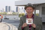 Rotterdam 18 april 2011
Presentatie cd Sjoerd Pleijsier op de boot SS Rotterdam.
Peter Smulders bv