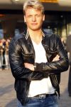 Amsterdam 26 april 2011
Premiere to fast & Furious in Pathe arena met aan wezig hoofdrolspelers Paul Walker en Dwayne Johnson. Thomas Berge met ( een) vriendin hand in hand
Peter Smulders bv