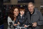 Nieuwegein 26 april 2012
Barbara Barend en haar zoon Seb bij presentatie fiets waarvan gedeelt opbrengst naar MKI gaat. Frits Barend en Harold Robles
Peter Smulders bv