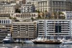 Monaco 7 mei 2012
Connie Breukhoven en haar nieuwe vriend Ben Angelier vier met zijn kinderen en vrienden zijn 60e verjaardag. Ze vertrekken bij zijn huis / appartement met rolls royce cabrio.
Peter Smulders bv