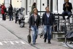 Amsterdam 24 april 2012
Presentatie l Homo met Linda de Mol en op de cover kussend Thijs Romer en Tygo Gernandt. Carlo Boszhard met vriend
Peter Smulders bv