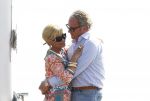 Cannes 10 mei 2012
Connie Breukhoven met haar nieuwe vriend Ben Angelier bij de strandtent van het Carlton Hotel in Cannes.
Peter Smulders bv