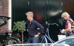 Amsterdam 14 mei 2012
Cor Bakker en zijn vriendin zijn de auto van de dochter van Cor aan het wassen.
Peter Smulders bv