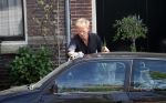 Amsterdam 14 mei 2012
Cor Bakker en zijn vriendin zijn de auto van de dochter van Cor aan het wassen.
Peter Smulders bv