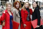 Amsterdam 23 april 2012
Presentatie nieuwe magazin Fab in restaurant Sucre. Marian Mudder Miryanne v Reeden en Cynthia Abma
Peter Smulders bv