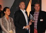 Amsterdam 15 mei 2012
Rene Froger krijgt uit handen van ING CEO Nick Jue de eerste oranje single overhandigt en de nieuweste commercial van ING ivm het EK wordt getoond .Benno de Leeuw Frank Schmitt en Esther Oosterbeek
Peter Smulders bv