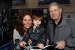Nieuwegein 26 april 2012
Barbara Barend en haar zoon Seb bij presentatie fiets waarvan gedeelt opbrengst naar MKI gaat. Frits Barend en Harold Robles
Peter Smulders bv