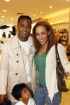 Amsterdam 24 april 2012
Presentatie sieradenlijn Rossana Kluivert bij douglas in amsterdam. Glennis Grace met Patrick en Moos
Peter Smulders bv
