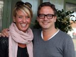 Edam Volendam 12 mei 2012
Trouwen Annemarie Hoek en Simon Keizer in Dam hotel in Edam. Guus Meeuwis en Valerie
Peter Smulders bv