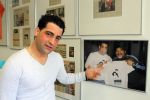 Hoofddorp 14 mei 2012
Kapper Hanni Hanna knipt Fajah lourens. Hanni knipt vele voetballers en bn ers.
Peter Smulders bv