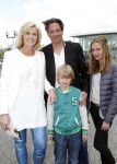Hoofddorp 21 april 2012
Premiere sneeuwwitje in bioscoop Hoofddorp. Irene Moors met man Barry en kinderen
Peter Smulders bv
