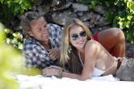Ibiza 2 mei 2012
John Ewbank en zijn nieuwe vriendin Kelly Weekers op vakantie op ibiza.
Peter Smulders bv