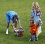 Lausanne, 17 en 18 Mei 2012
Nederlands elftal op traingskamp op weg naar het EK 2012
John Heitinga met zijn vrouw Charlotte Heitinga-Zenden en hun kinderen
Foto Peter Smulders BV