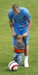 Lausanne, 17 en 18 Mei 2012
Nederlands elftal op traingskamp op weg naar het EK 2012
John Heitinga met zijn vrouw Charlotte Heitinga-Zenden en hun kinderen
Foto Peter Smulders BV