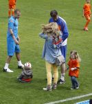 Lausanne, 17 en 18 Mei 2012
Nederlands elftal op traingskamp op weg naar het EK 2012
John Heitinga met zijn vrouw Charlotte Heitinga-Zenden en hun kinderen
Foto Peter Smulders BV