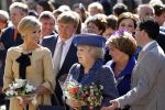 Rhenen en Veenedaal 30 april 2012
Koninginnedag met daarbij aanwezig koningin Beatrix Prins Willem Alexander Prinses Maxima Prins Constantijn Prinses Laurentien Prinses Margrite Prins Maurits Prinses Marilene Prins Bernhard Prinses Annette Prins Pieter Christiaan Prins Floris Prinses Aimee en Pieter v Vollenhoven.
Peter Smulders bv