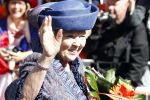 Rhenen en Veenedaal 30 april 2012
Koninginnedag met daarbij aanwezig koningin Beatrix Prins Willem Alexander Prinses Maxima Prins Constantijn Prinses Laurentien Prinses Margrite Prins Maurits Prinses Marilene Prins Bernhard Prinses Annette Prins Pieter Christiaan Prins Floris Prinses Aimee en Pieter v Vollenhoven.
Peter Smulders bv