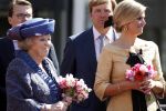 Rhenen en Veenedaal 30 april 2012
Koninginnedag met daarbij aanwezig koningin Beatrix Prins Willem Alexander Prinses Maxima Prins Constantijn Prinses Laurentien Prinses Margrite Prins Maurits Prinses Marilene Prins Bernhard Prinses Annette Prins Pieter Christiaan Prins Floris Prinses Aimee en Pieter v Vollenhoven.
Peter Smulders bv