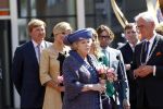 Rhenen en Veenedaal 30 april 2012
Koninginnedag met daarbij aanwezig koningin Beatrix Prins Willem Alexander Prinses Maxima Prins Constantijn Prinses Laurentien Prinses Margrite Prins Maurits Prinses Marilene Prins Bernhard Prinses Annette Prins Pieter Christiaan Prins Floris Prinses Aimee en Pieter v Vollenhoven.
Peter Smulders bv