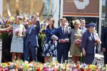 Rhenen en Veenedaal 30 april 2012
Koninginnedag met daarbij aanwezig koningin Beatrix Prins Willem Alexander Prinses Maxima Prins Constantijn Prinses Laurentien Prinses Margrite Prins Maurits Prinses Marilene Prins Bernhard Prinses Annette Prins Pieter Christiaan Prins Floris Prinses Aimee en Pieter v Vollenhoven.
Peter Smulders bv